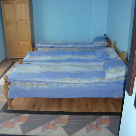 Pazderkovi Pensiune *