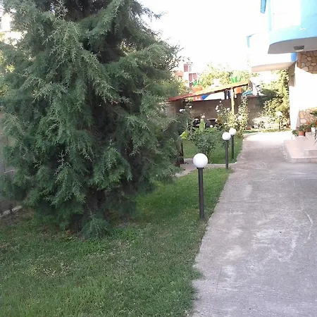 Pazderkovi Pensiune *